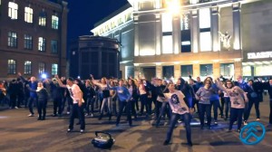 - 31.10.11 - FlashMob - ТРК 'Галерея' -.mp4_snapshot_03.22_[2013.12.16_23.47.31]